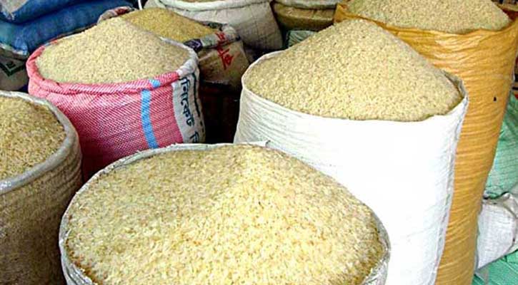 সিঙ্গাপুর থেকে ৫০ হাজার টন চাল আনবে সরকার