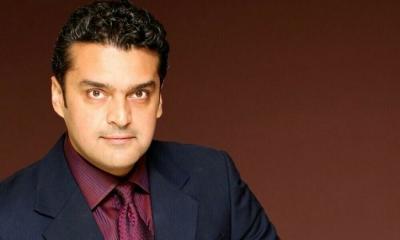 এবার পাকিস্তানি গায়কের বাড়িতে ডাকাতি