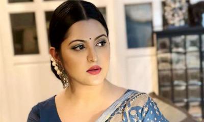 উত্তরায় যুদ্ধবিমান বিধ্বস্তের ঘটনায় অসুস্থ হয়ে হাসপাতালে পরীমণি