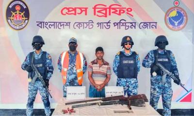 চাঁদাবাজির পর এবার ধরা পড়লেন সুন্দরবনের রাঙ্গা বাহিনীর প্রধান