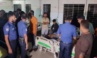 যুবদলের প্রতিষ্ঠাবার্ষিকী অনুষ্ঠানে দুই গ্রুপের সংঘর্ষে আহত ৩