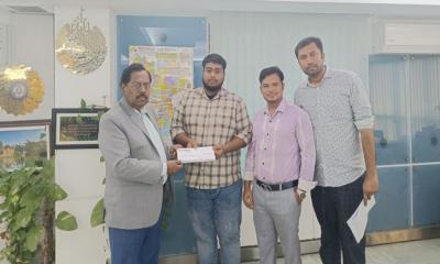 নভেম্বর মাসের সেরা কর্মী সাইদুল ইসলাম শান্ত