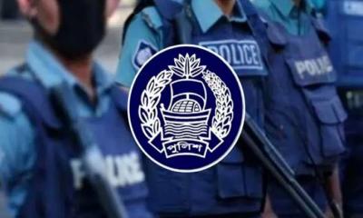 ১১ পুলিশ সদস্যের বিরুদ্ধে দুদকের মামলা