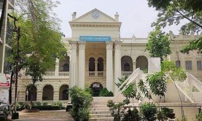 ভূমিকম্প আতঙ্কে ঢাবির পর জগন্নাথ বিশ্ববিদ্যালয় বন্ধ ঘোষণা