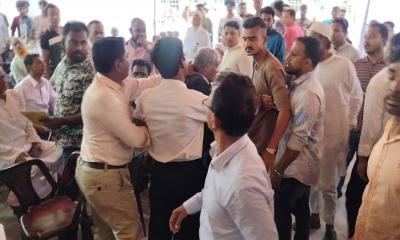 শরীয়তপুর আইনজীবী সমিতির নির্বাচনে বিশৃঙ্খলা, লাঞ্ছিত হওয়ার অভিযোগ