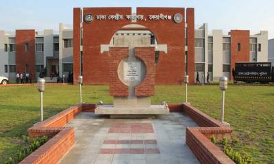 ধারণক্ষমতার দ্বিগুণ বন্দি নিয়ে হিমশিম খাচ্ছে কারাগারগুলো