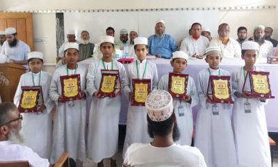 নলছিটি হদুয়া আইডিয়াল একাডেমিতে বৃত্তিপ্রাপ্ত শিক্ষার্থীদের সংবর্ধনা