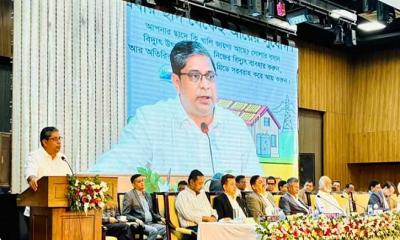 প্রধানমন্ত্রীর বাসভবনের সৌরবিদ্যুৎ থেকে জাতীয় গ্রিডে ১২০০ ইউনিট