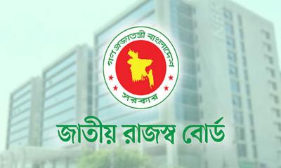 হঠাৎ রাজস্ব বোর্ডের ১৭ কমিশনারকে বদলি