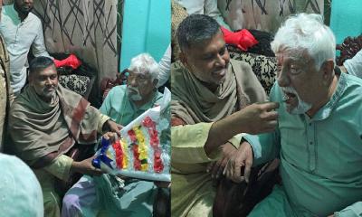 বিজয়ী প্রার্থীকে ফুলেল শুভেচ্ছা ও মিষ্টি খাওয়ালেন শিশির মনির 