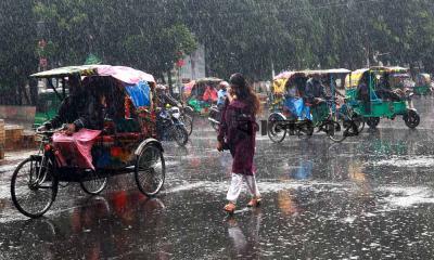 দুপুরের মধ্যে ঢাকায় বৃষ্টির আভাস