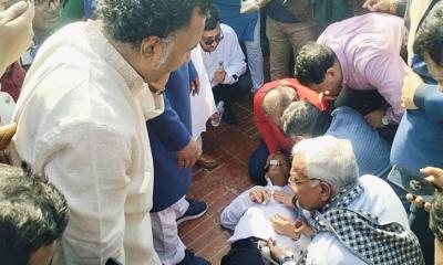 স্মৃতিসৌধে শ্রদ্ধা জানাতে গিয়ে অসুস্থ ফখরুল, নেয়া হলো সিএমএইচে