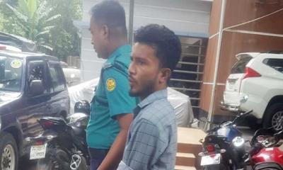 ধানমন্ডিতে রিকশাচালক আটক, পুলিশের কাছে ব্যাখ্যা চেয়েছে সরকার