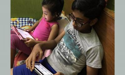 অনলাইনে ২৩ শতাংশ শিশু ঝুঁকিতে, আপনার শিশু নিরাপদ তো?