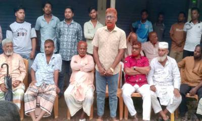 ঈশ্বরদীতে ডাকাত আতঙ্ক, রাত জেগে পাহারায় গ্রামবাসী
