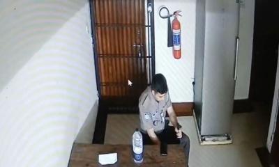 নিজের অস্ত্রের গুলিতে রেল পুলিশ সদস্যের আত্মহত্যা