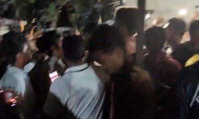 শাহবাগে ছাত্রদল-শিবির ধাওয়া-পাল্টাধাওয়া