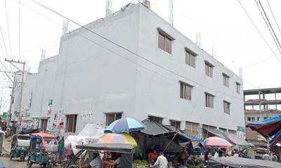 পিরোজপুরে ৯ কোটি টাকার ফিশ মার্কেট ৫ বছর ধরে বন্ধ