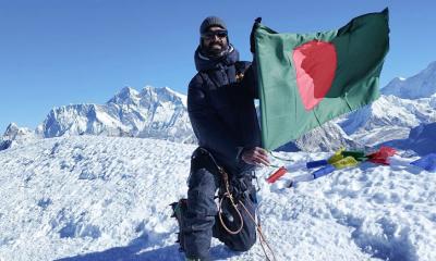 এবার ৩ পর্বতারোহণে রেকর্ড গড়লেন পাবনার তৌকির