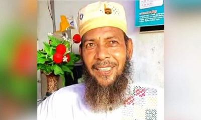 ছেলেকে চিকিৎসক, মেয়েকে নার্স বানানোর পর এসএসসি পাস করলেন বাবা
