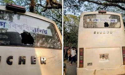 সায়েন্সল্যাবে সাত কলেজের আন্দোলনে ঢাবির বাস ভাঙচুর, আহত ৭