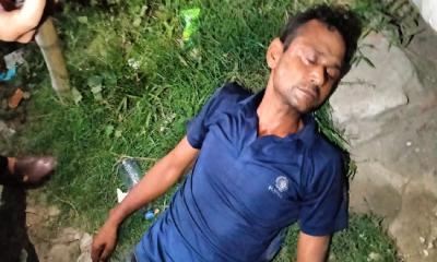 পুলিশের ভয়ে ইয়াবা গিলে অচেতন মাদক কারবারি