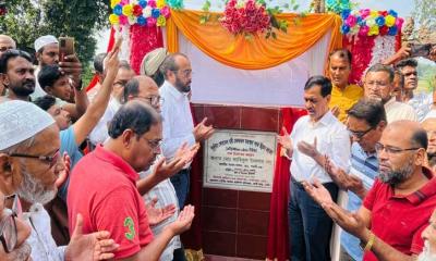 নওগাঁয় পৌনে ৫ কোটি টাকার চার গ্রামীণ সড়ক কাজের উদ্বোধন