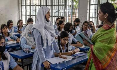 ৪৭১ শিক্ষক-কর্মচারীর বেতন বন্ধের নির্দেশ 