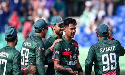 মোস্তাফিজের জাদুতে নিউজিল্যান্ডকে হারিয়ে সিরিজ জিতল বাংলাদেশ