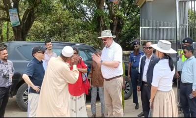 সোনামসজিদ স্থলবন্দর ও প্রাচীন গৌড় পরিদর্শন করলেন মার্কিন রাষ্ট্রদূত