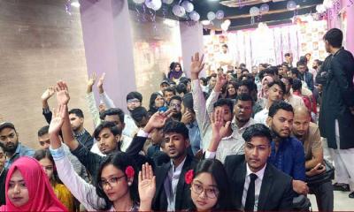 নবীনদের পদচারণায় মুখর জেডএনআরএফ বিশ্ববিদ্যালয়