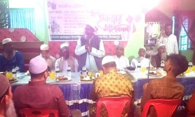 হিলিতে জামায়াতে-ইসলামীর দোয়া ও ইফতার মাহফিল