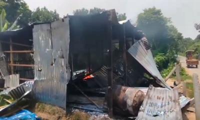 স্কুলছাত্রীকে শ্লীলতাহানি: মানববন্ধনের পর অভিযুক্তের বাড়ি-দোকানে অগ্নিসংযোগ