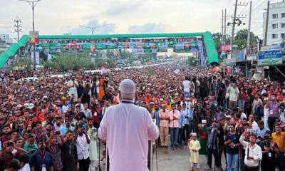 জনগণের অধিকার নিয়ে টান দিলে বিরোধী দল প্রতিরোধ গড়ে তুলবে: জামায়াত আমির