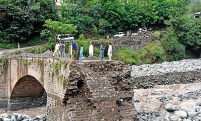পাকিস্তানে বন্যা ও ভূমিধসে নিহত অন্তত ৩৫১, নিখোঁজ অজস্র