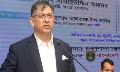 সবাইকে দেশপ্রেম ও সততার সাথে দায়িত্ব পালন করতে হবে: স্বরাষ্ট্রমন্ত্রী