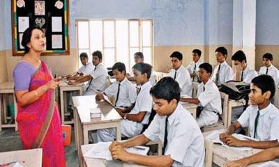 চার বছরে মাধ্যমিকে শিক্ষার্থী কমেছে ১০ লাখ