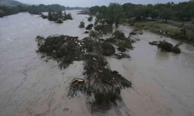 টেক্সাসে আকস্মিক বন্যায় প্রাণহানি বেড়ে ৪৩