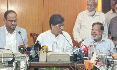 কোরবানিতে অবৈধভাবে পশু প্রবেশ করতে দেওয়া হবে না: মন্ত্রী