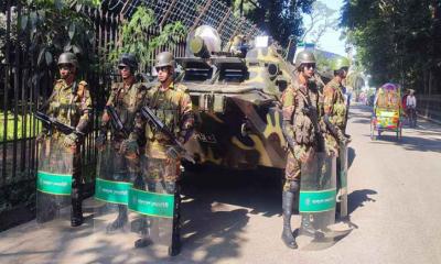 ট্রাইব্যুনাল এলাকায় কড়া নিরাপত্তা ব্যবস্থা অব্যাহত