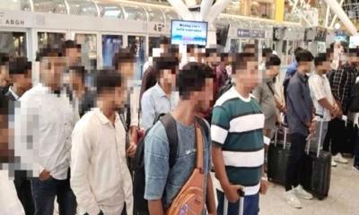 ফের ৯৮ বাংলাদেশিকে ফেরত পাঠাল মালয়েশিয়া