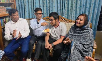 ঢাকা বোর্ডে বিজ্ঞান বিভাগে প্রথম বায়েজিদ, প্রশাসকের শুভেচ্ছা 