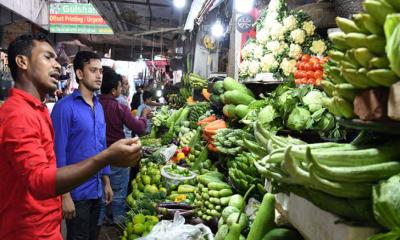 উসকে দেওয়া হচ্ছে মূল্যস্ফীতিকে