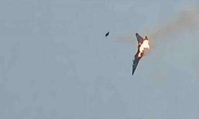 চট্টগ্রামে প্রশিক্ষণ বিমান বিধ্বস্ত