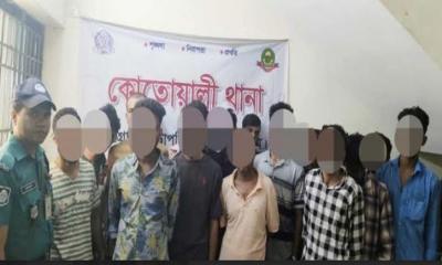 মোশাররফের জানাজা শেষে নিষিদ্ধ আ.লীগের মিছিল, গ্রেপ্তার ১৯