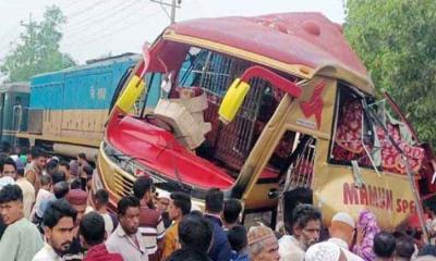 কুমিল্লায় দুর্ঘটনায় নিহতদের পরিচয় শনাক্ত