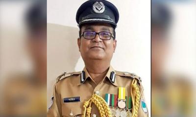 পুলিশের সাবেক ডিআইজি নাহিদুল ইসলাম গ্রেপ্তার