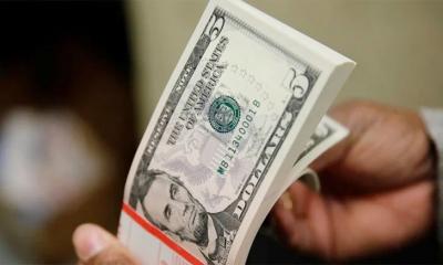 বাড়তি টাকায় ব্যাংকই করছে ডলার ব্যবসা