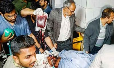 হাদিকে নেওয়া হচ্ছে এভারকেয়ার হাসপাতালে