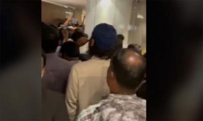 ভাতার দাবিতে সচিবালয়ে অর্থ উপদেষ্টাকে অবরুদ্ধ